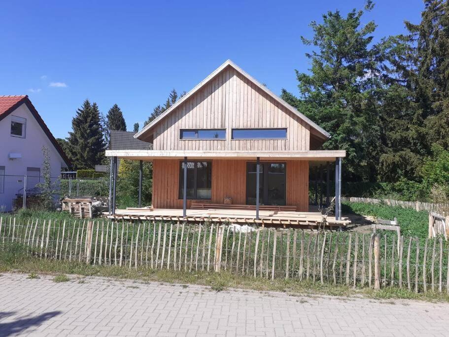 Gemuetliches Holzhaus Am See Warin Extérieur photo